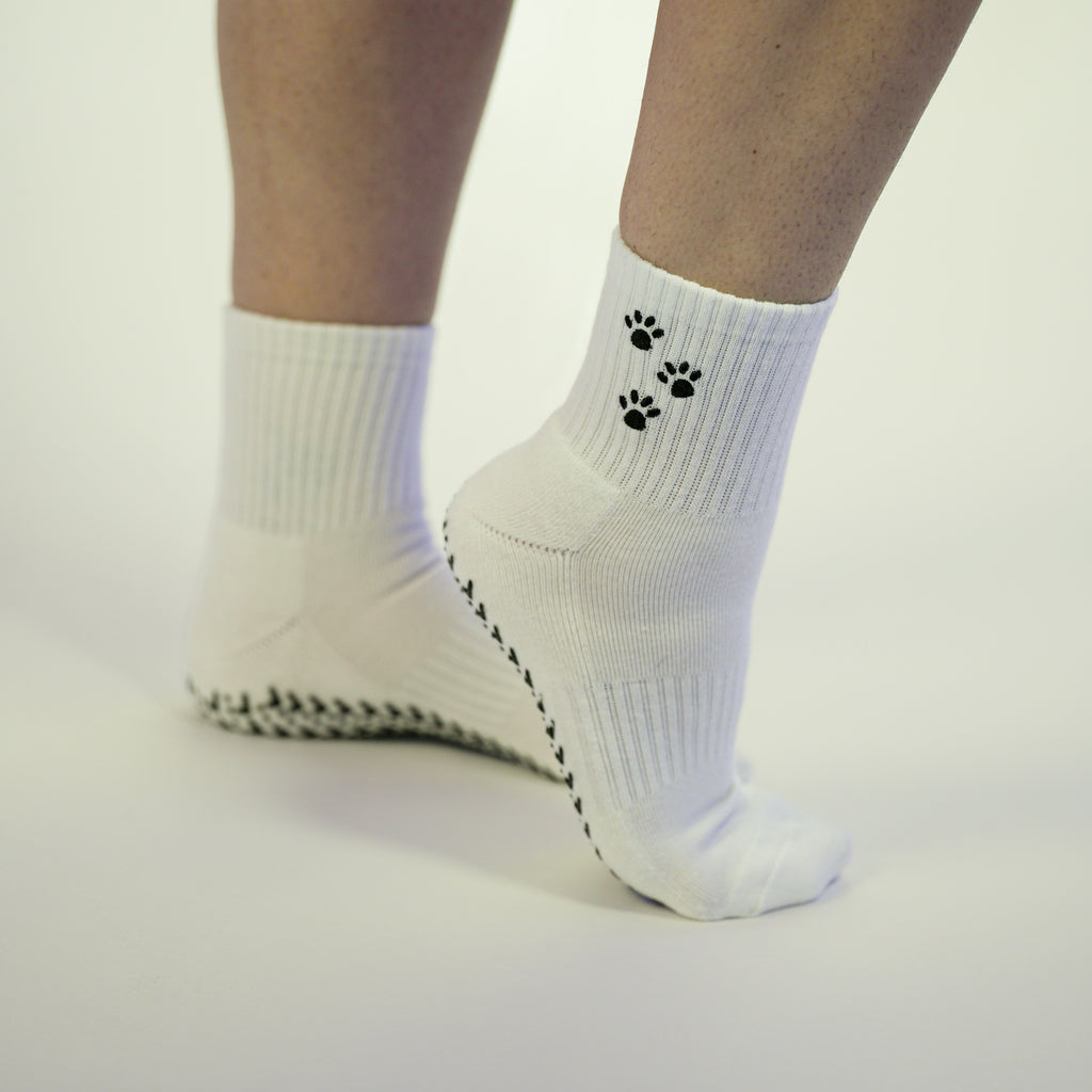 Puppy Chow Grip Socks