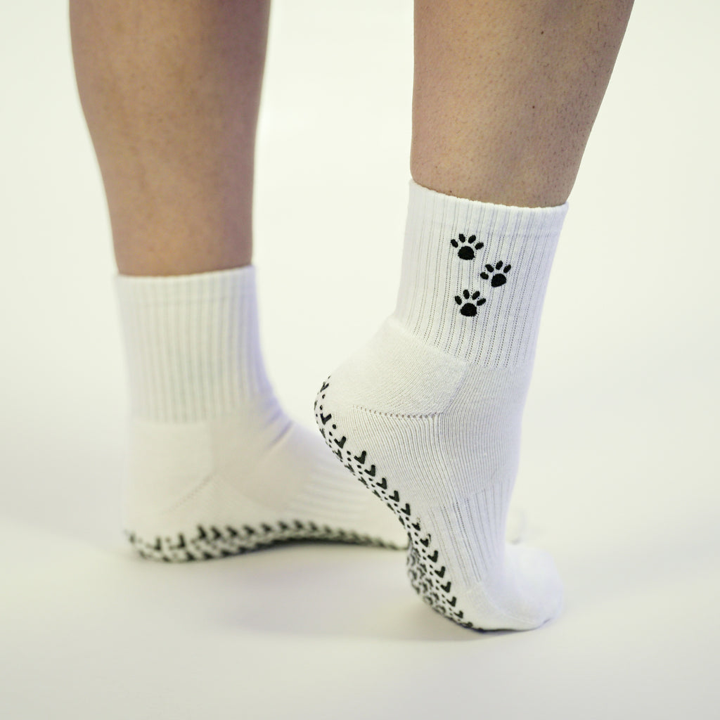 Puppy Chow Grip Socks