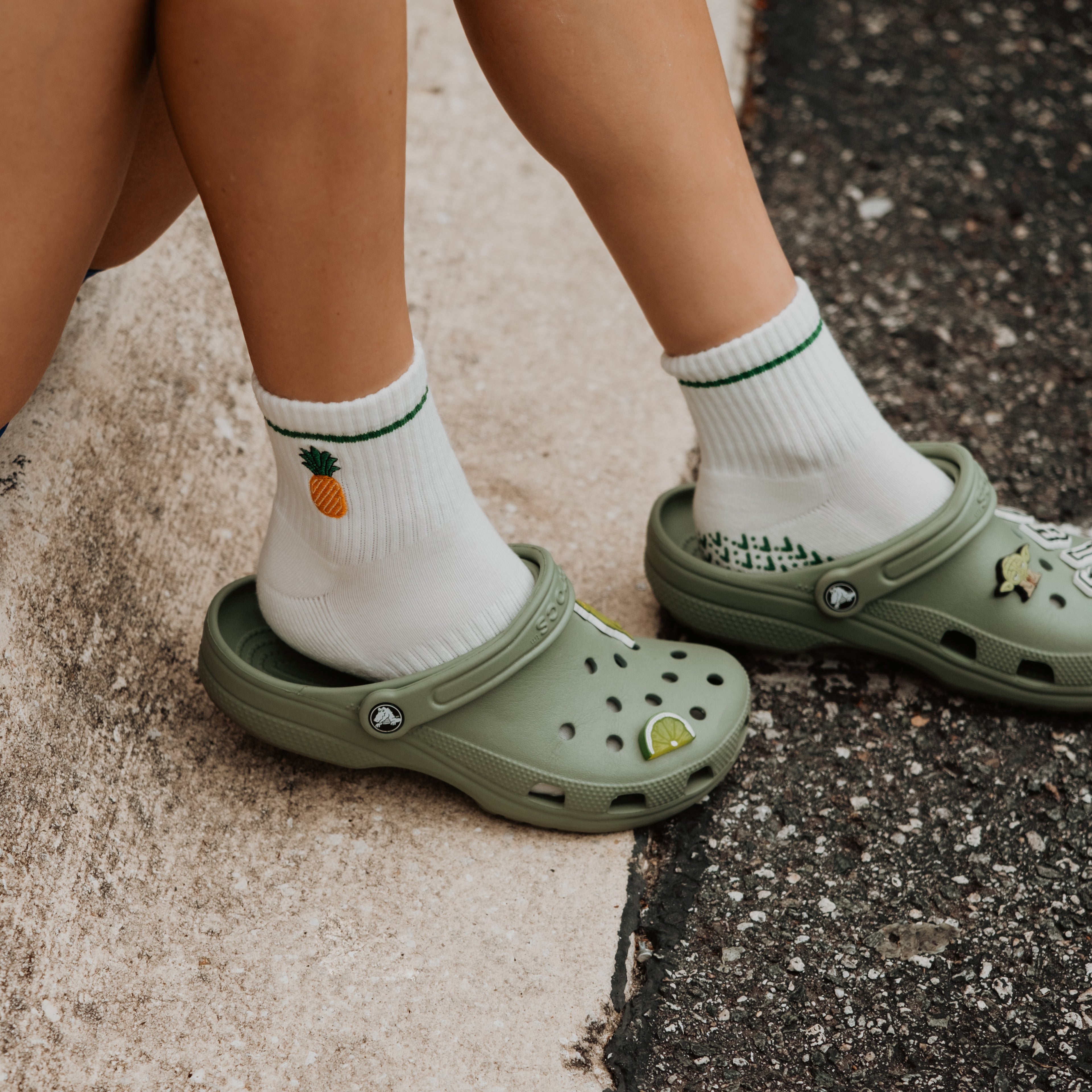 Fineapple Grip Socks