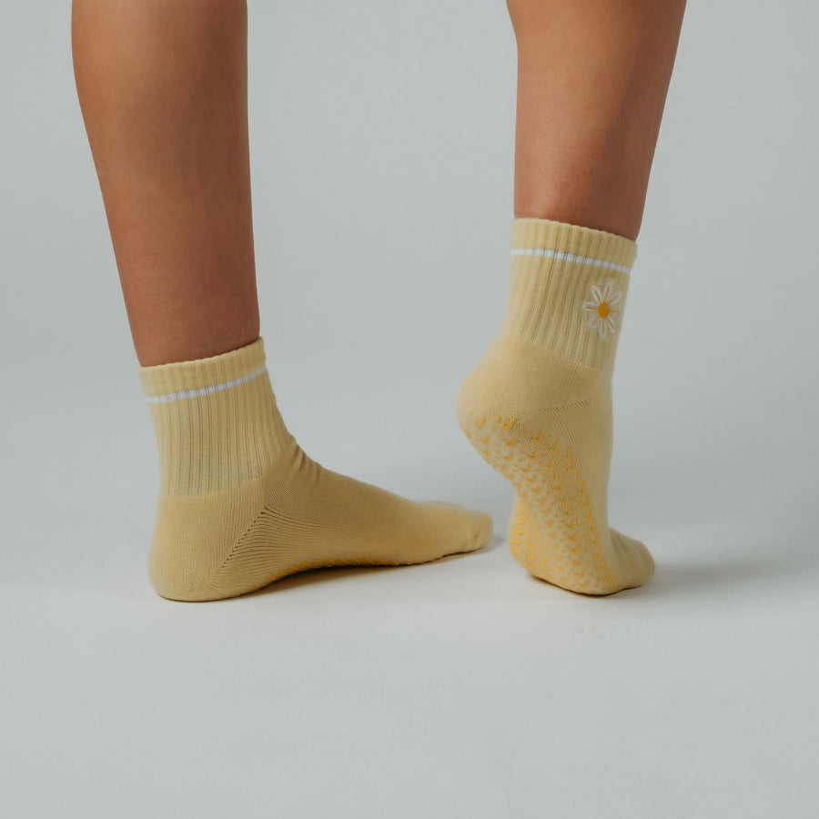 Daisy Daze nan cut grip socks in brights tones — non-slip for Pilates, Barre & Yoga